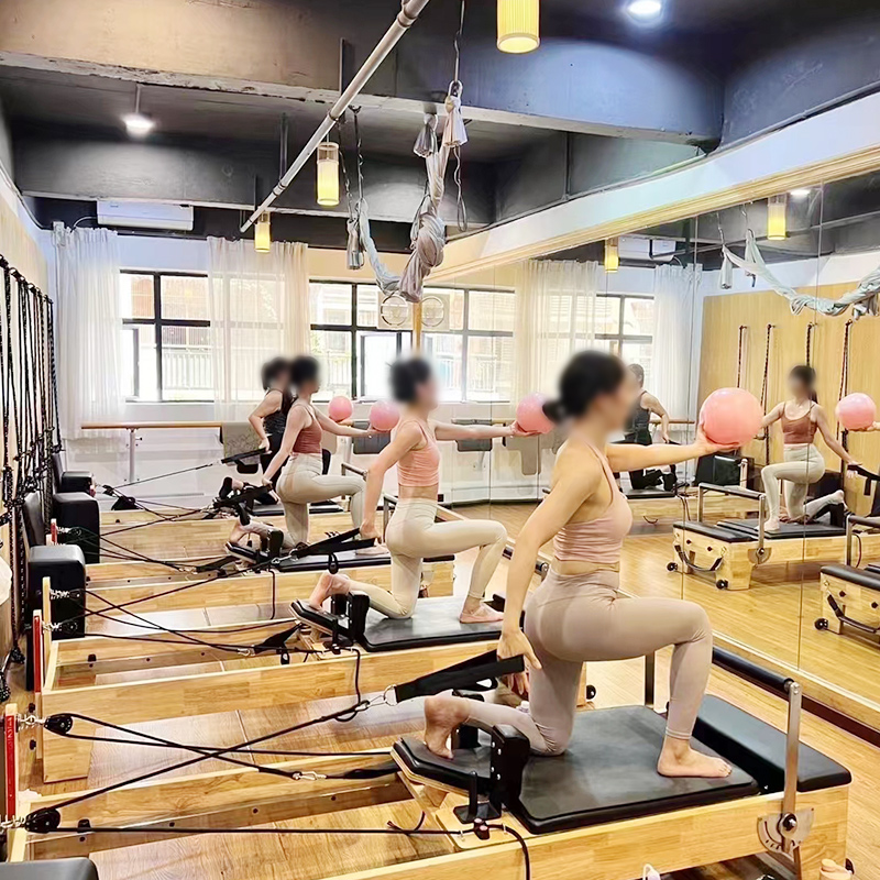2025年最新ピラティス・リフォーマー器具 ホームジム ヨガ - Pilates Yoga Block Exercises のレビューと価格
