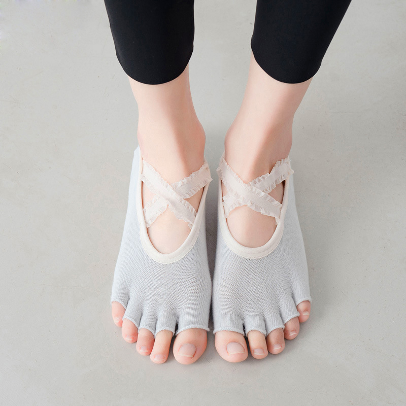 5本指のヨガソックス,レース,クロスストラップ,滑り止め,バ - Pilates Yoga And Gym のレビューと価格